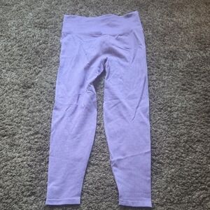 Womans Lavender Leggings Size Medium